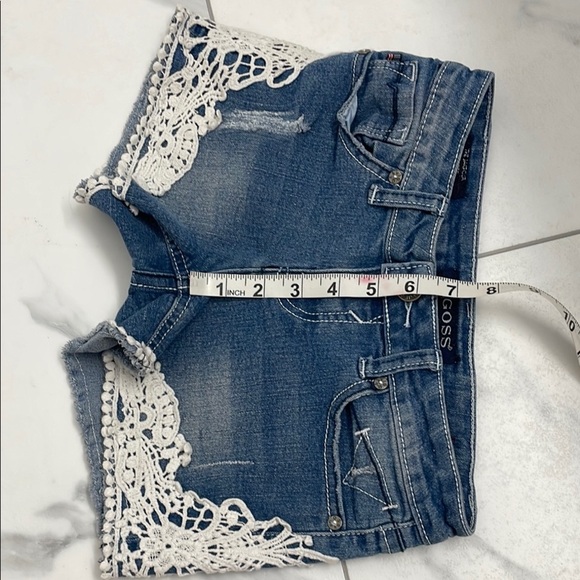 Vigoss The Jagger Short Blue Denim with Lace Appliqué & Distressed Kids Size 12 - Picture 10 of 12